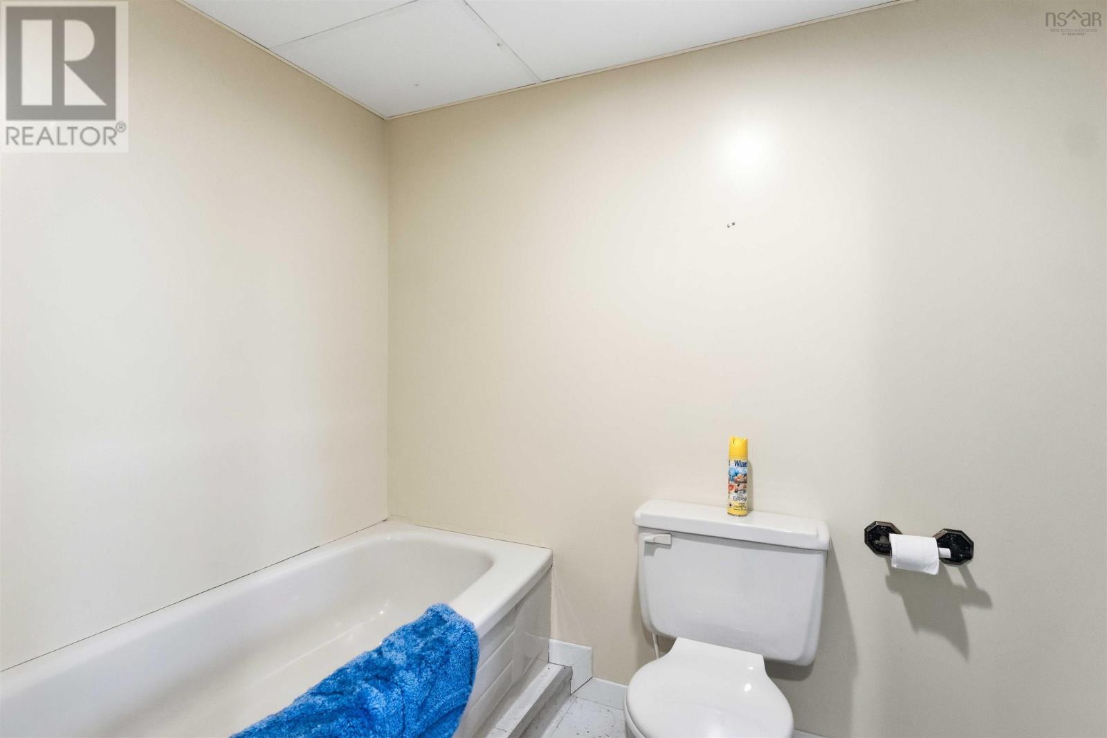 1004 Lydiard Rd - Image 34