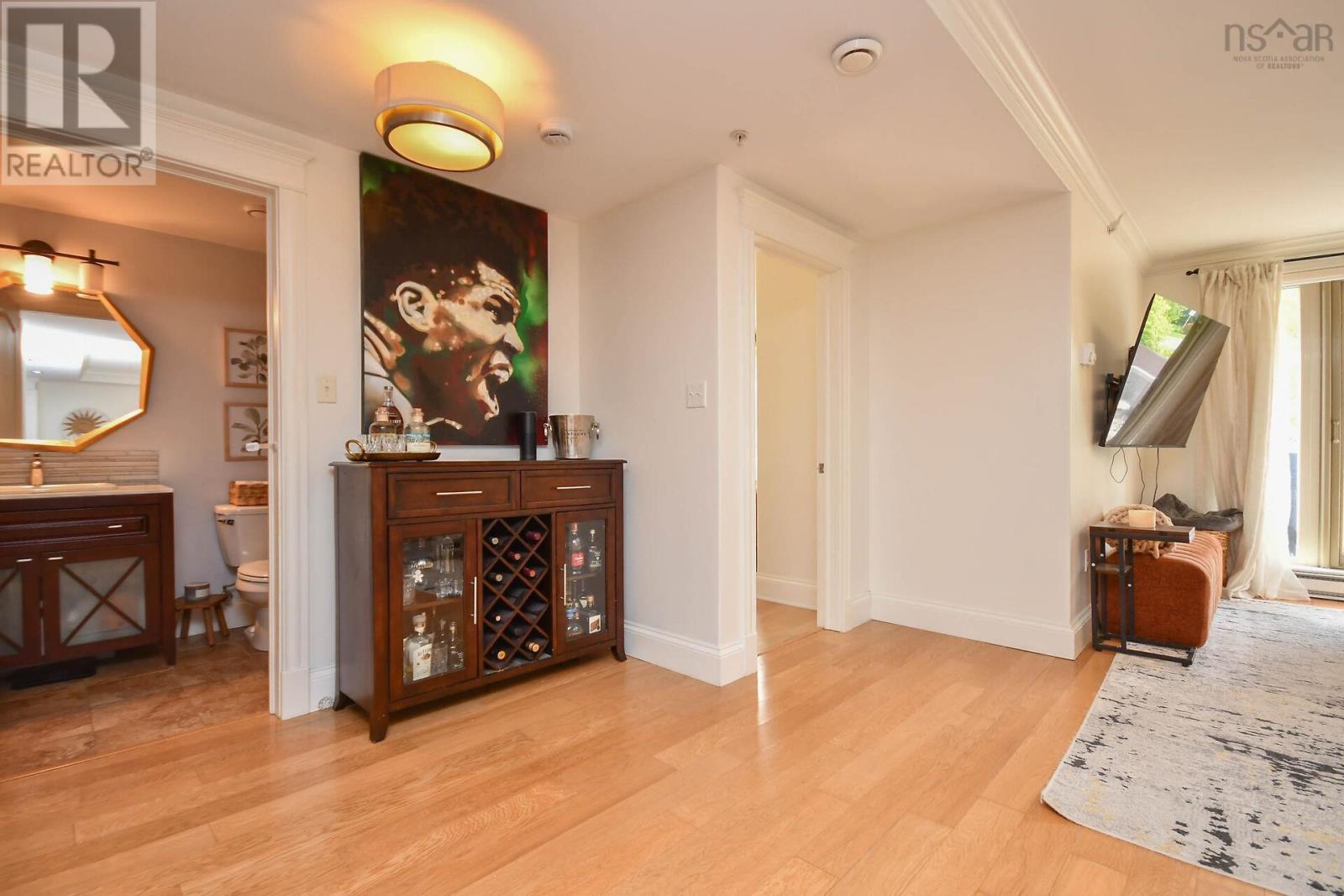 #607 200 Crown Drive - 18