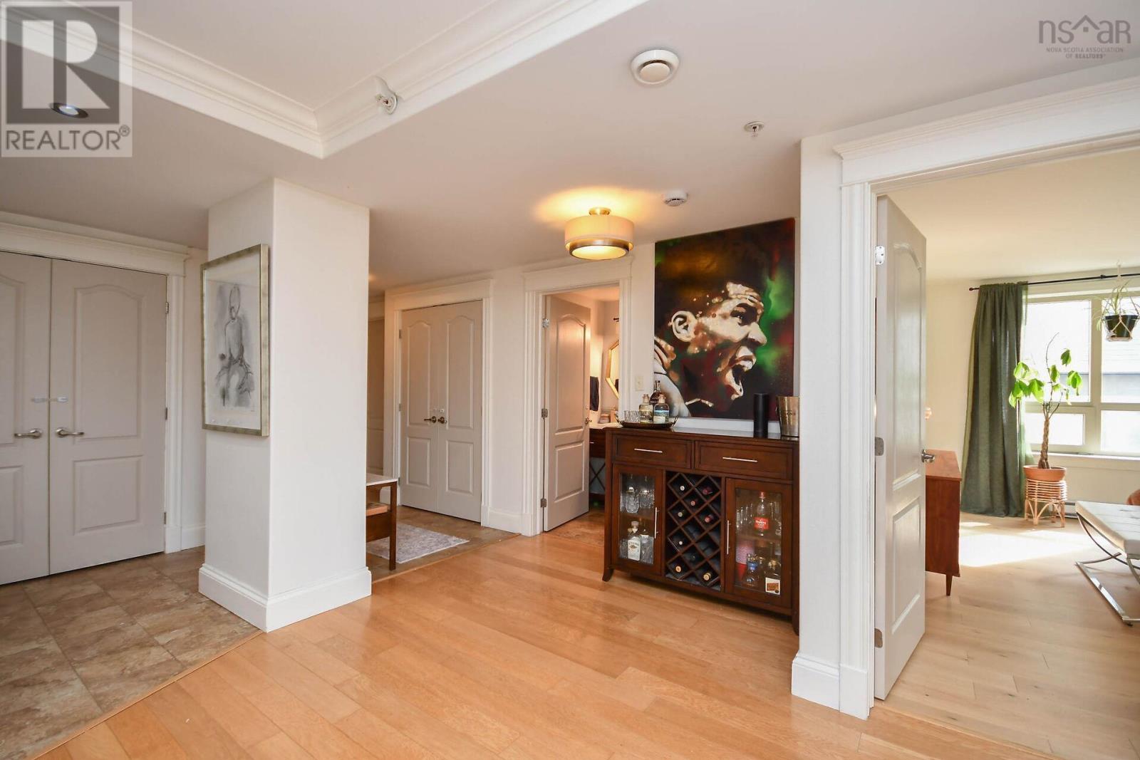 #607 200 Crown Drive - 23