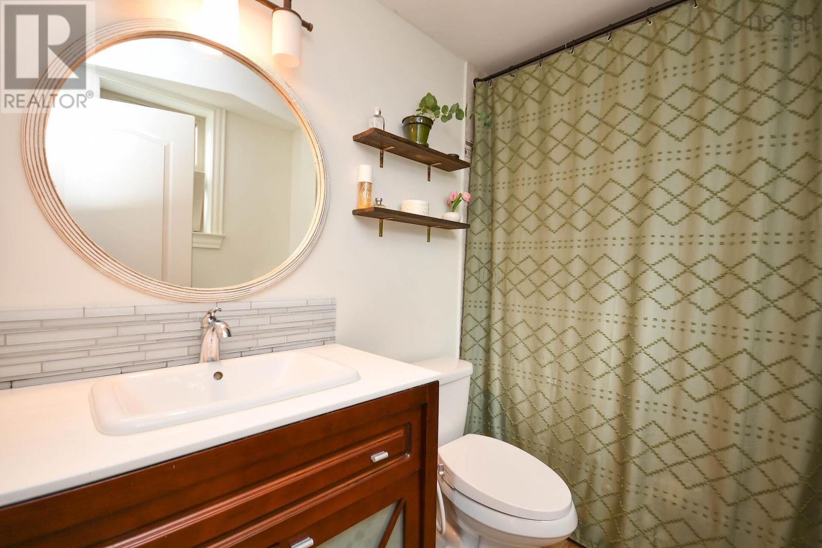 #607 200 Crown Drive - 22
