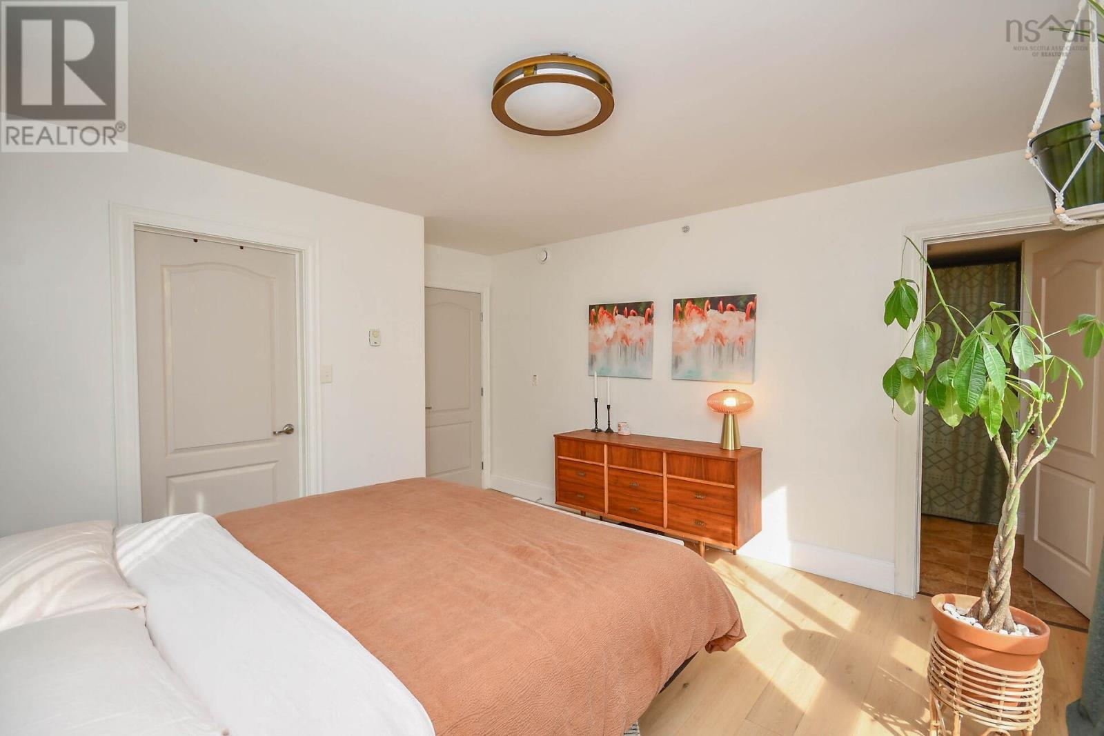 #607 200 Crown Drive - 20