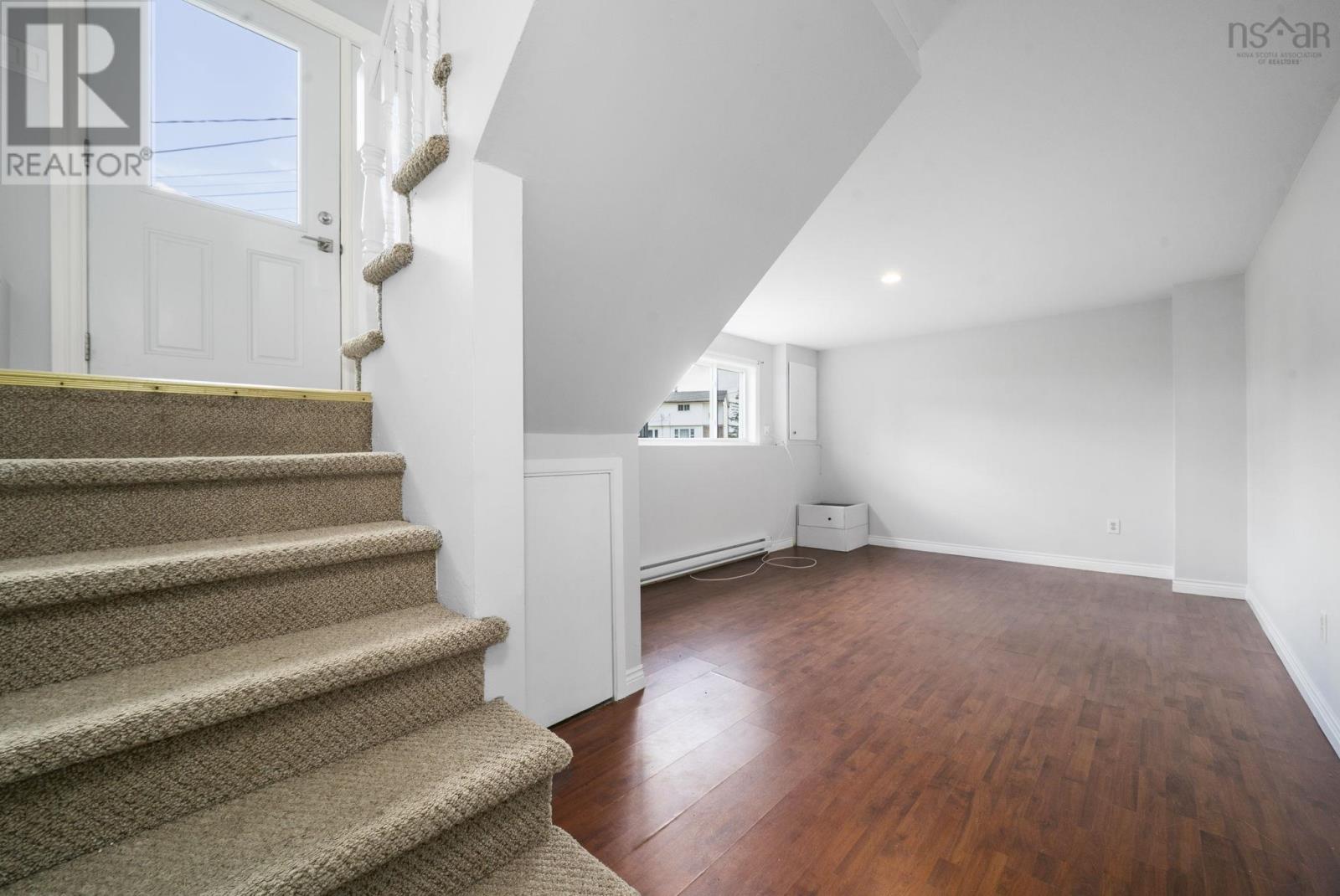 25 Linden Court - 30