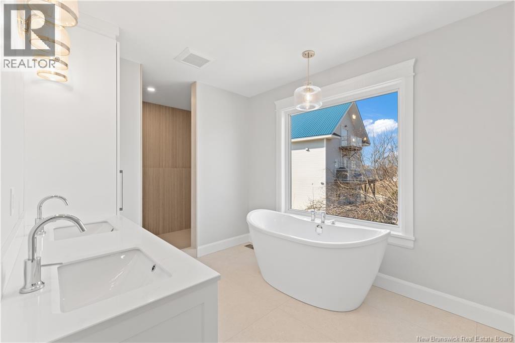 133 Pleasant Street - 26