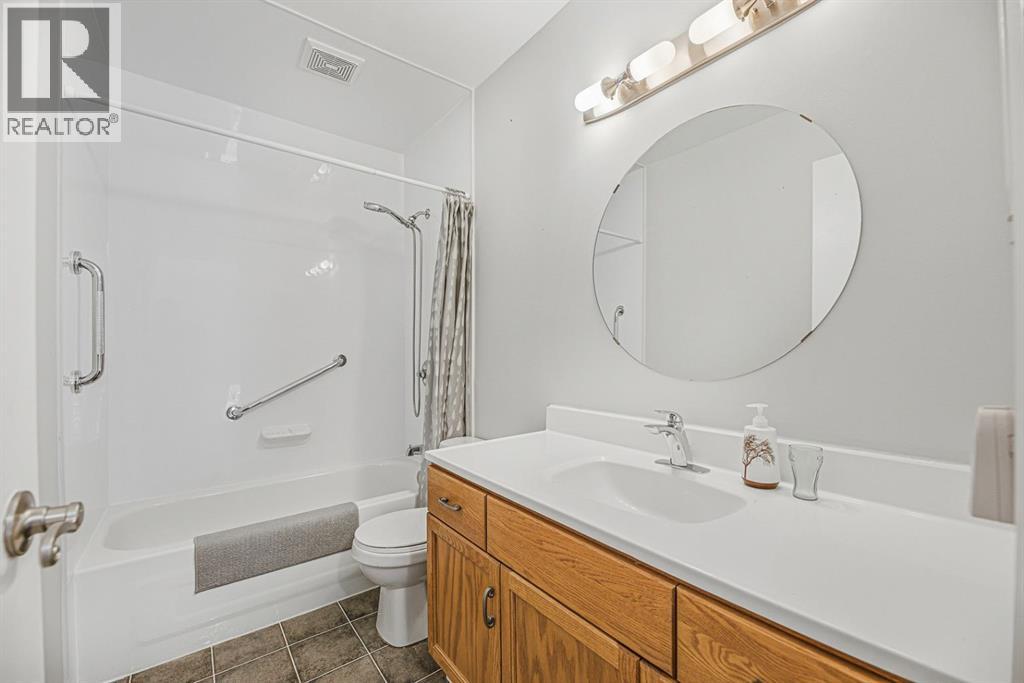 #830 3130 66 Avenue SW - 15