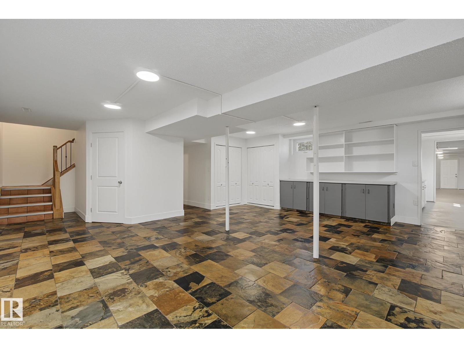 51357 RGE ROAD 231 - 35