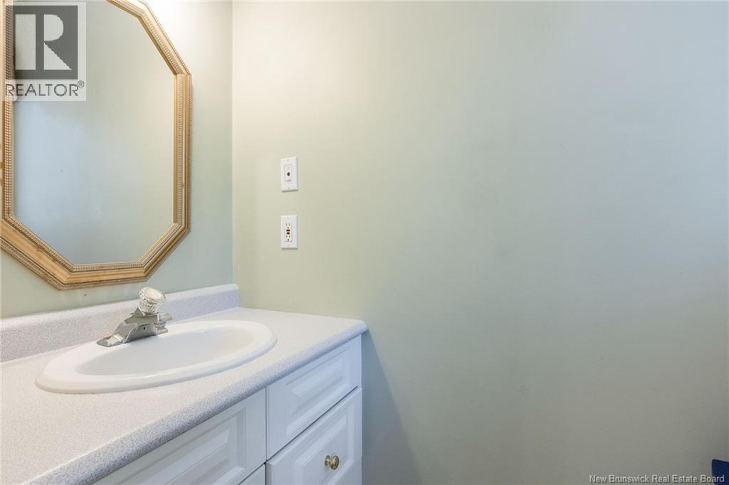 43 Morewood - Image 24