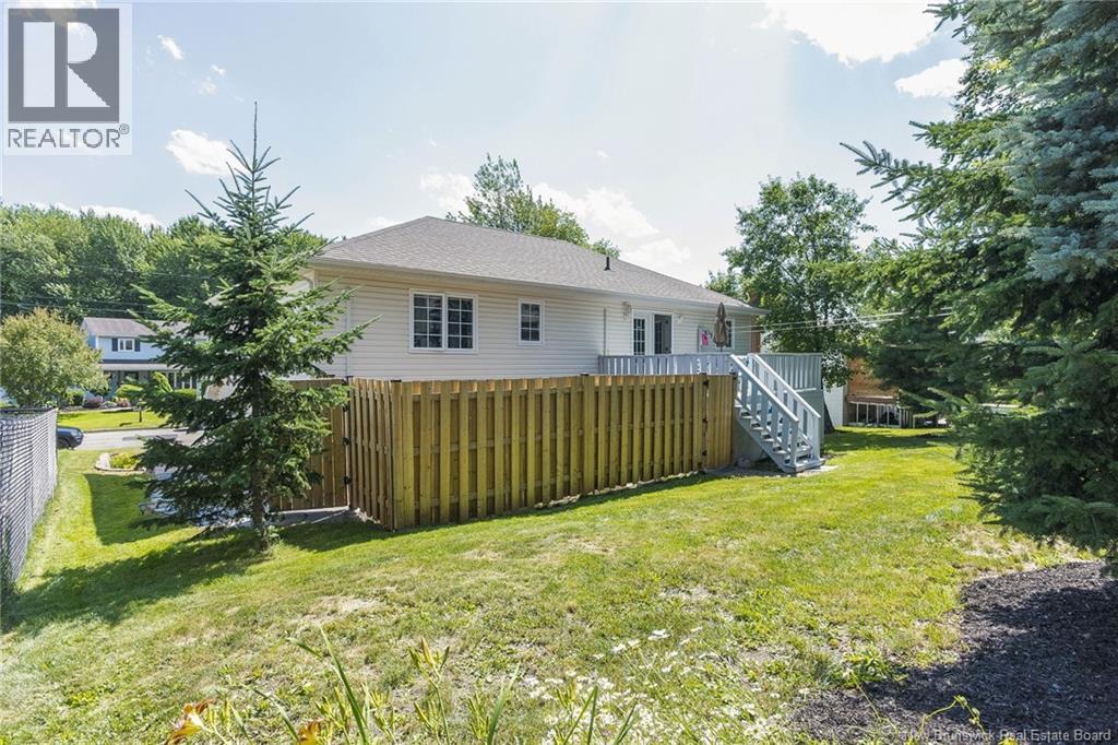 43 Morewood - Image 6