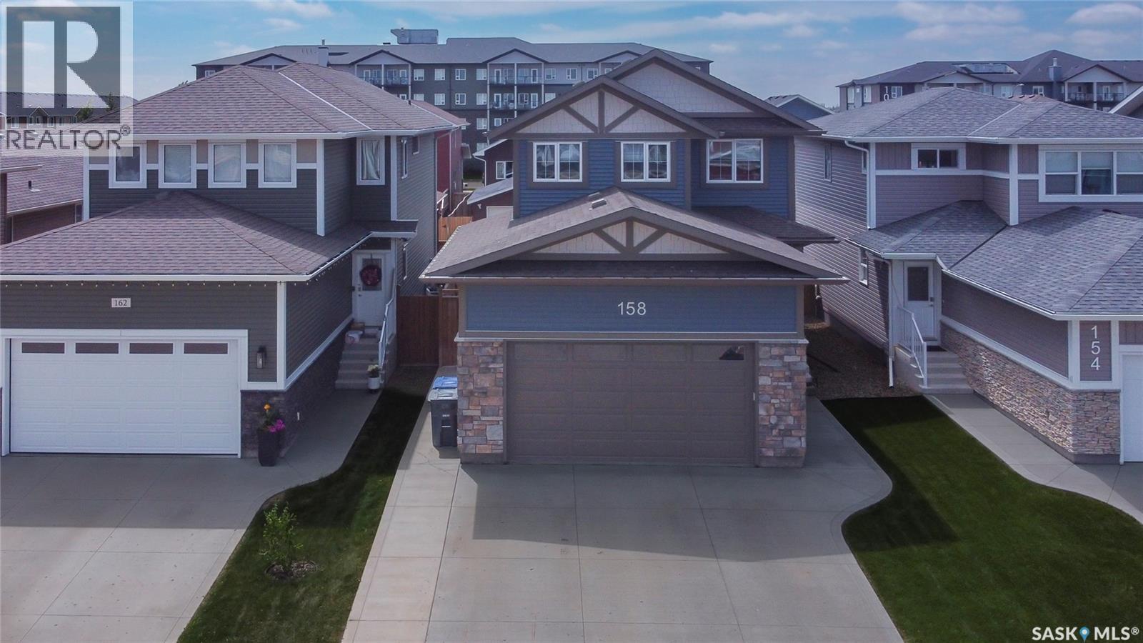 158 Cowan CRESCENT - 2