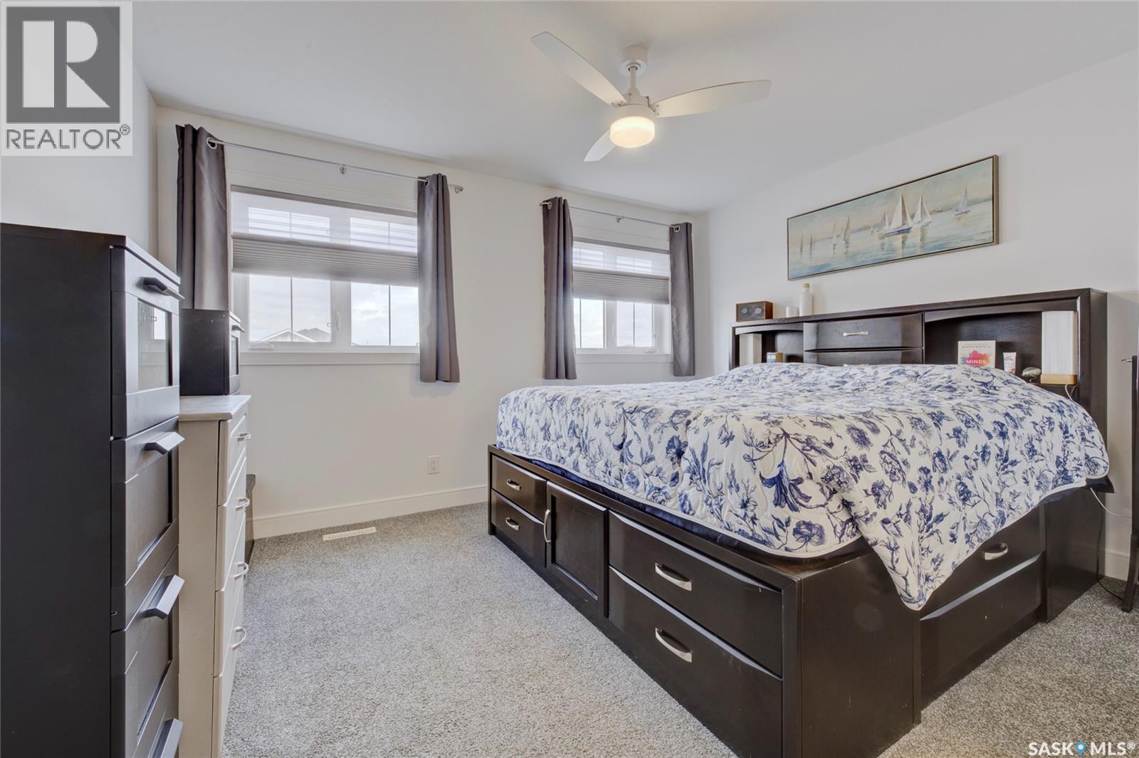 158 Cowan CRESCENT - 28
