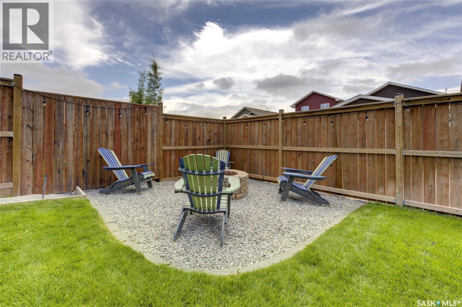 158 Cowan CRESCENT - 35