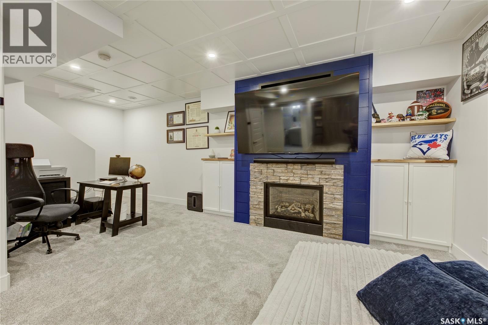 158 Cowan CRESCENT - 39