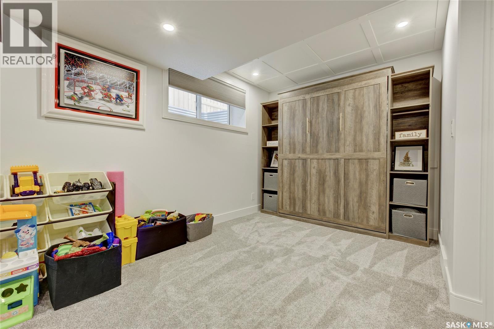 158 Cowan CRESCENT - 41