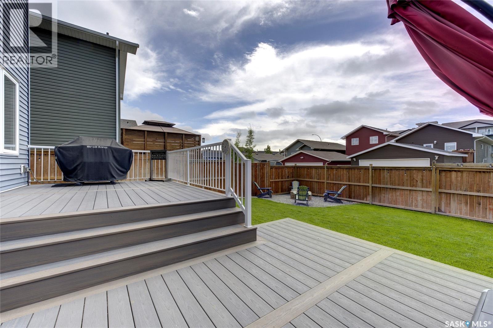 158 Cowan CRESCENT - 48