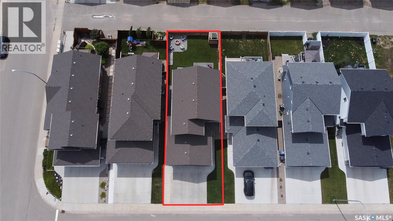 158 Cowan CRESCENT - 6