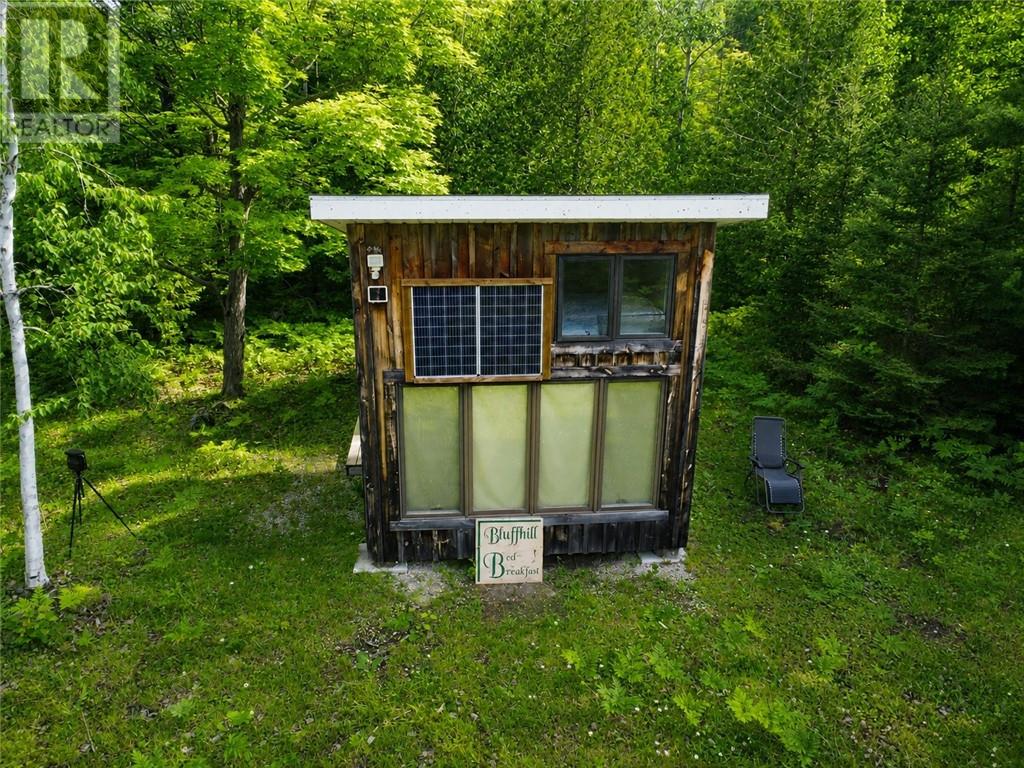 90 Clarke Rd - Image 24