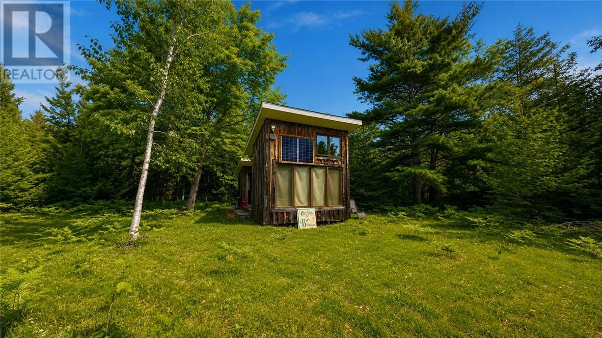 90 Clarke Rd - 25