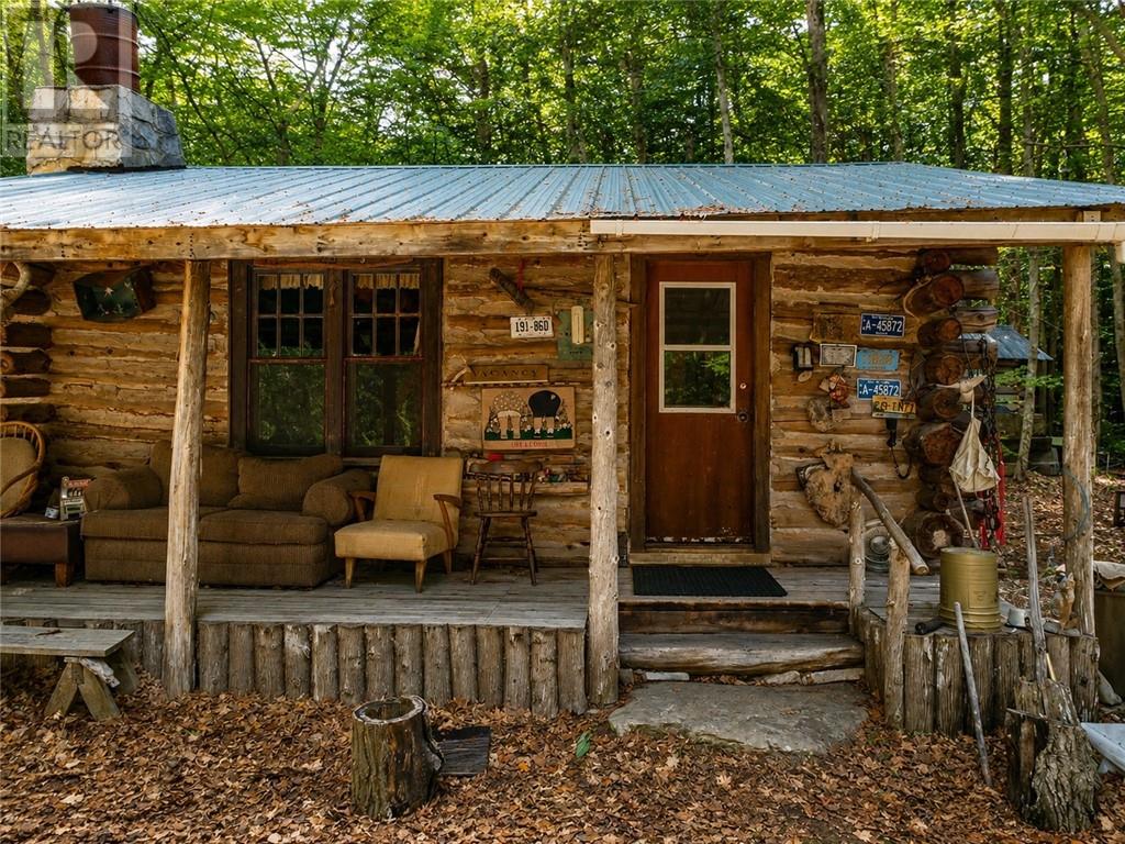 90 Clarke Rd - 7