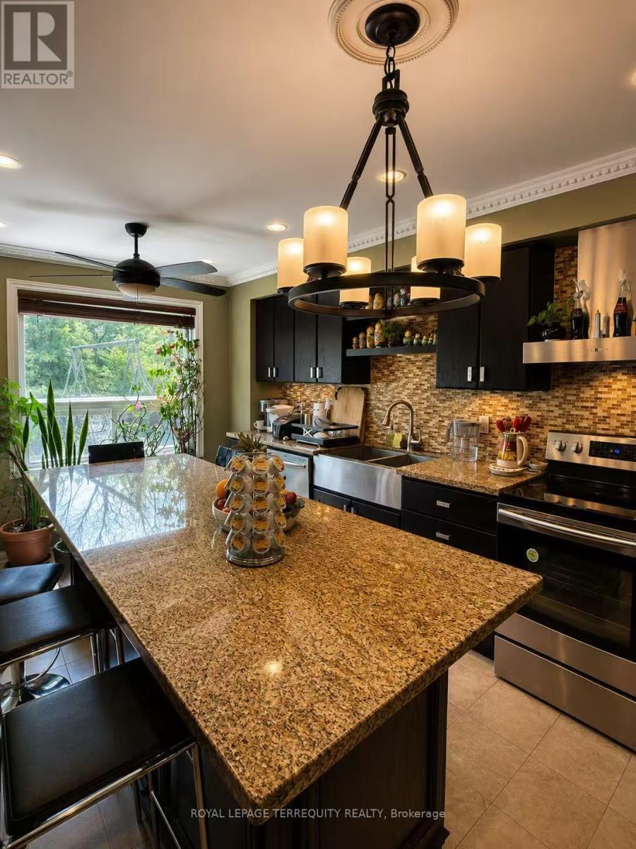 304 CHARLTON AVENUE - 17