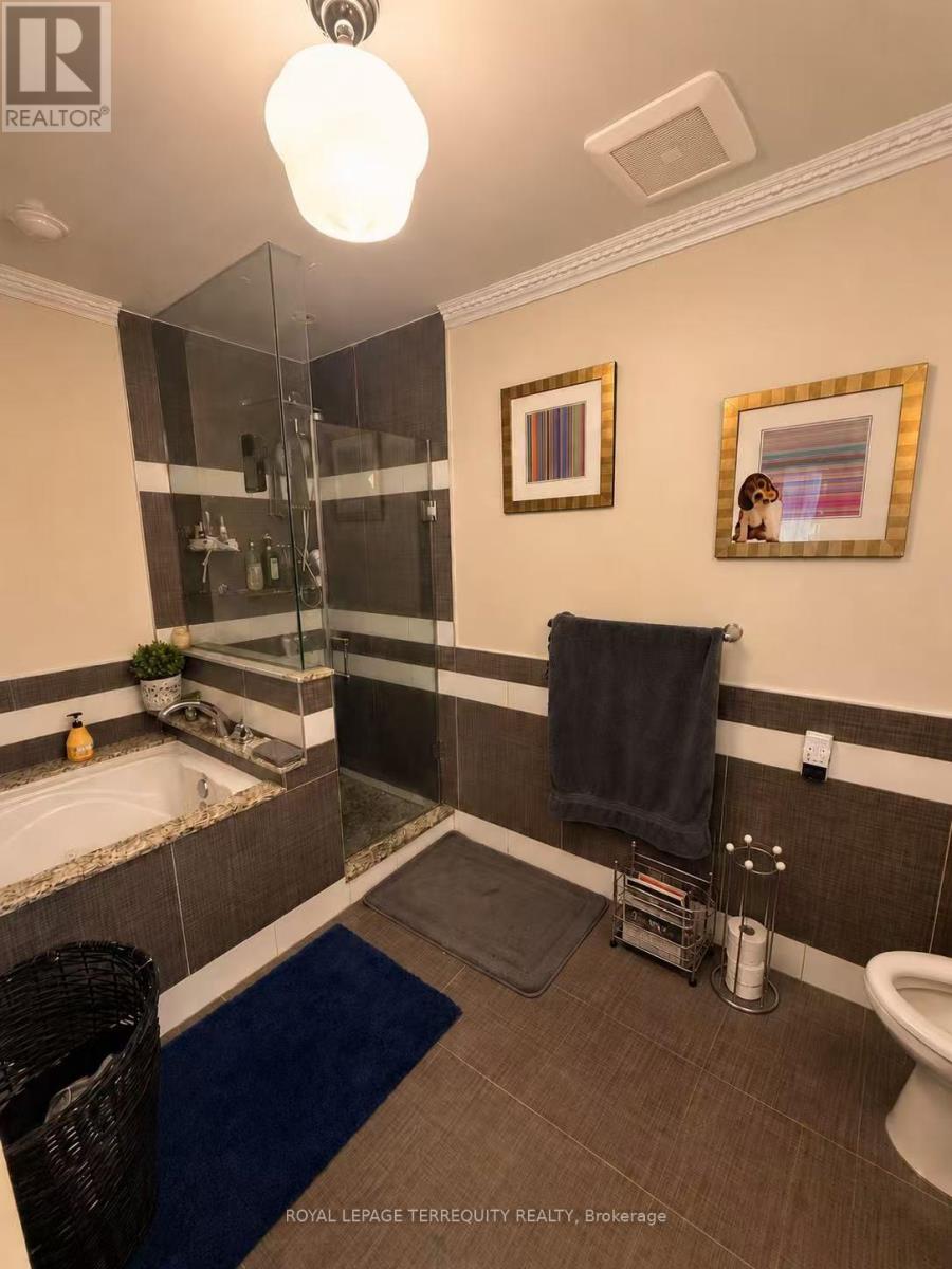 304 CHARLTON AVENUE - 7