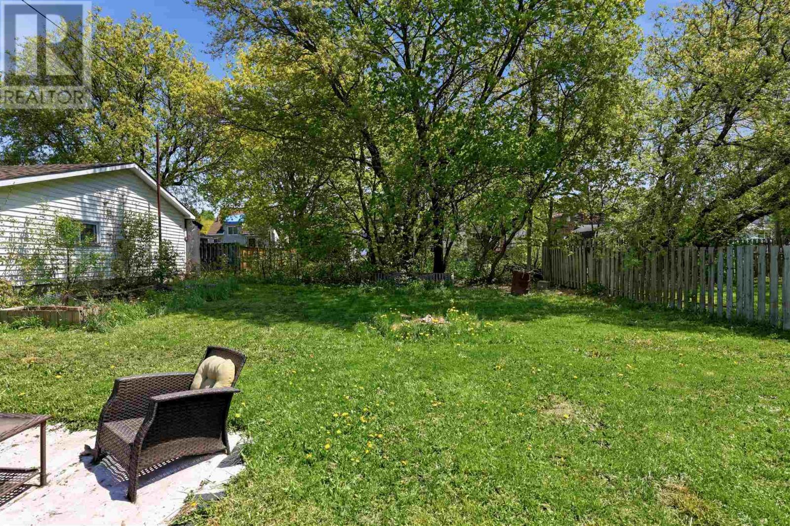 156 Walnut ST - 8