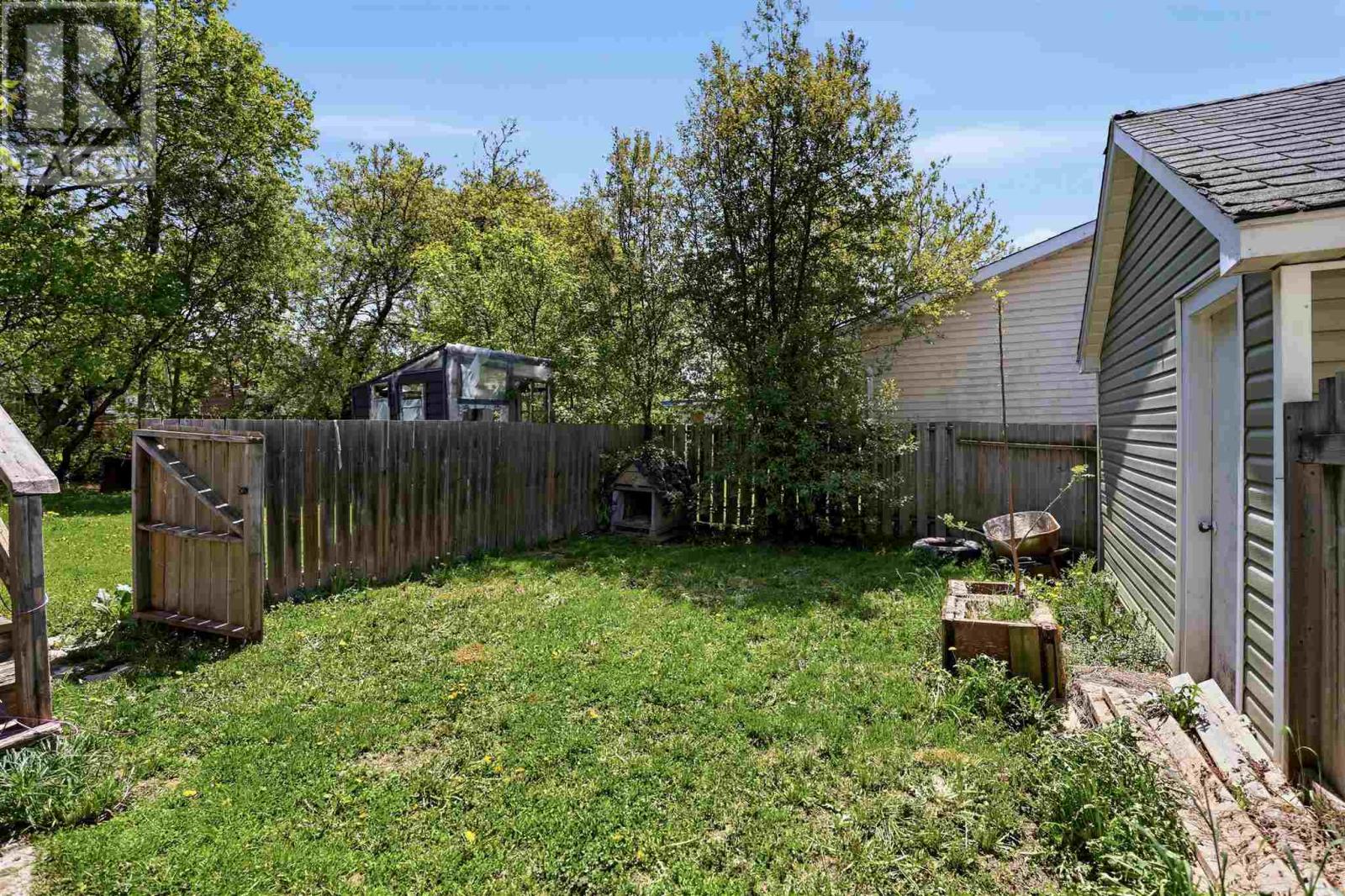 156 Walnut ST - 7