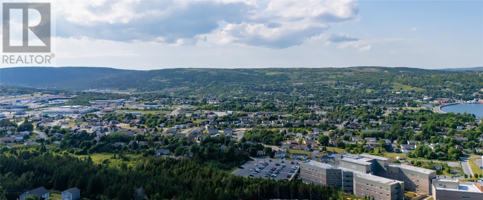 1 Discovery Place - 26