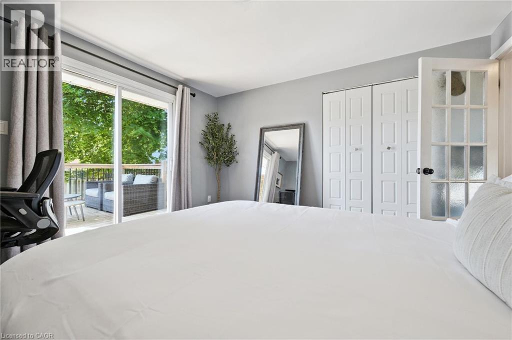 1298 ROSEMARY Crescent - Image 17