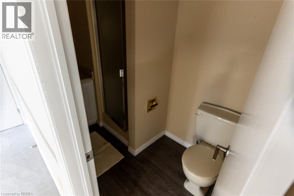 30 PROCTOR Avenue - 27