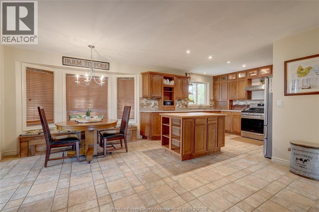 323 COUNTY RD 27 East - 12