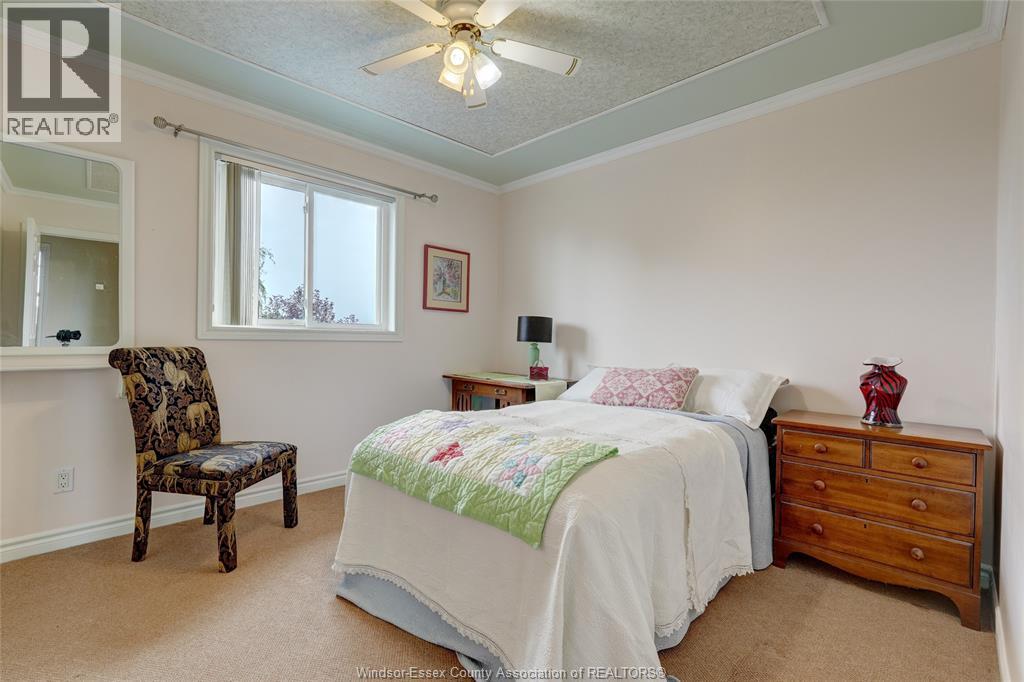 323 COUNTY RD 27 East - 29