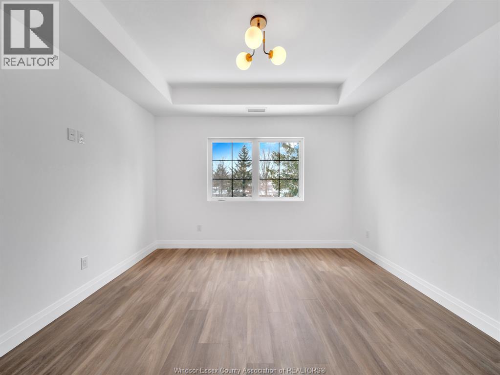 #411 3817 HOWARD AVENUE - 15