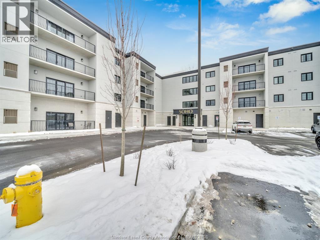 #411 3817 HOWARD AVENUE - 25