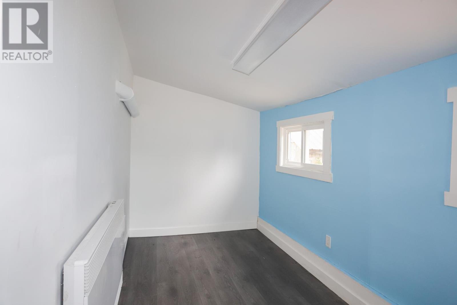 404 John ST - 20