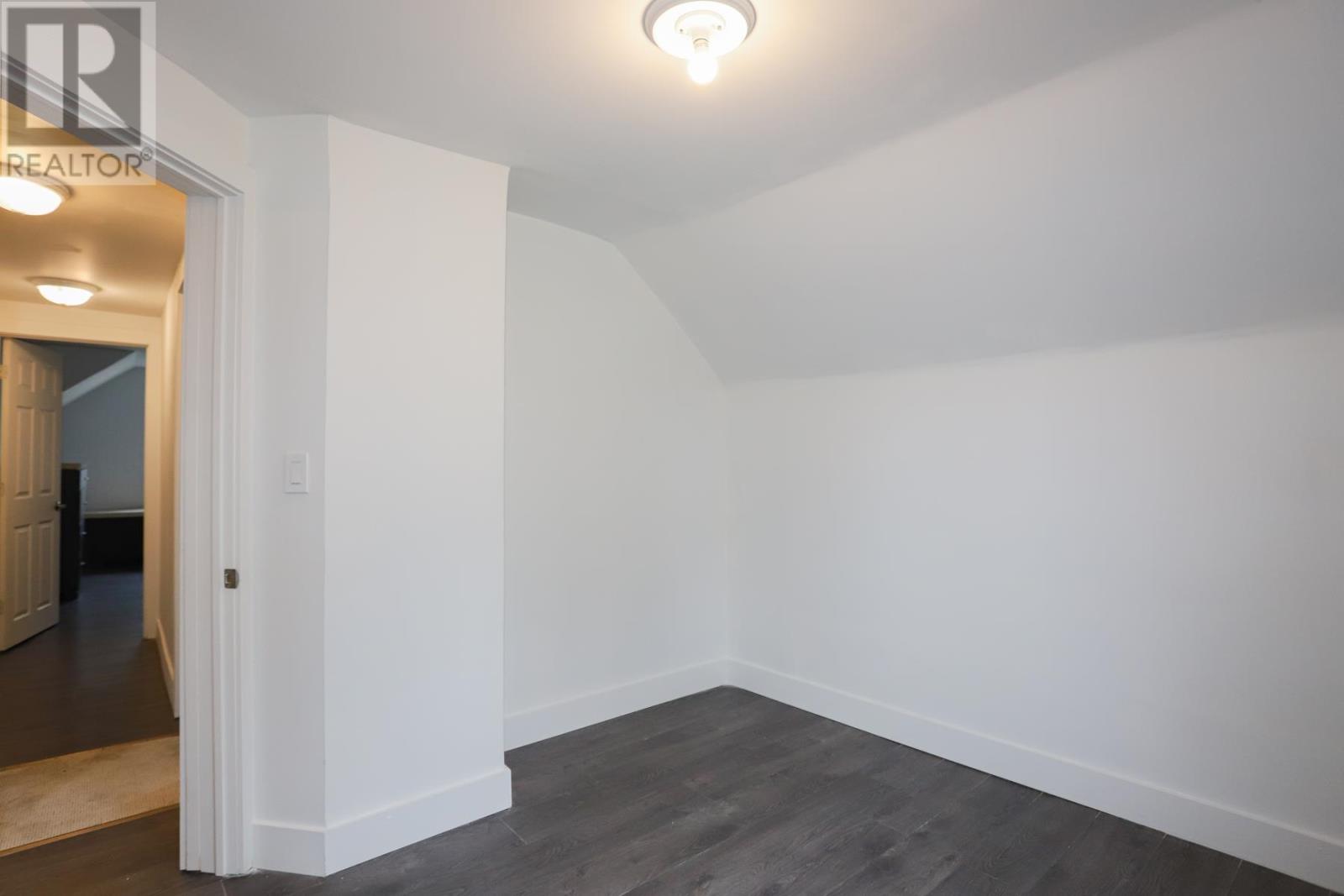 404 John ST - 29