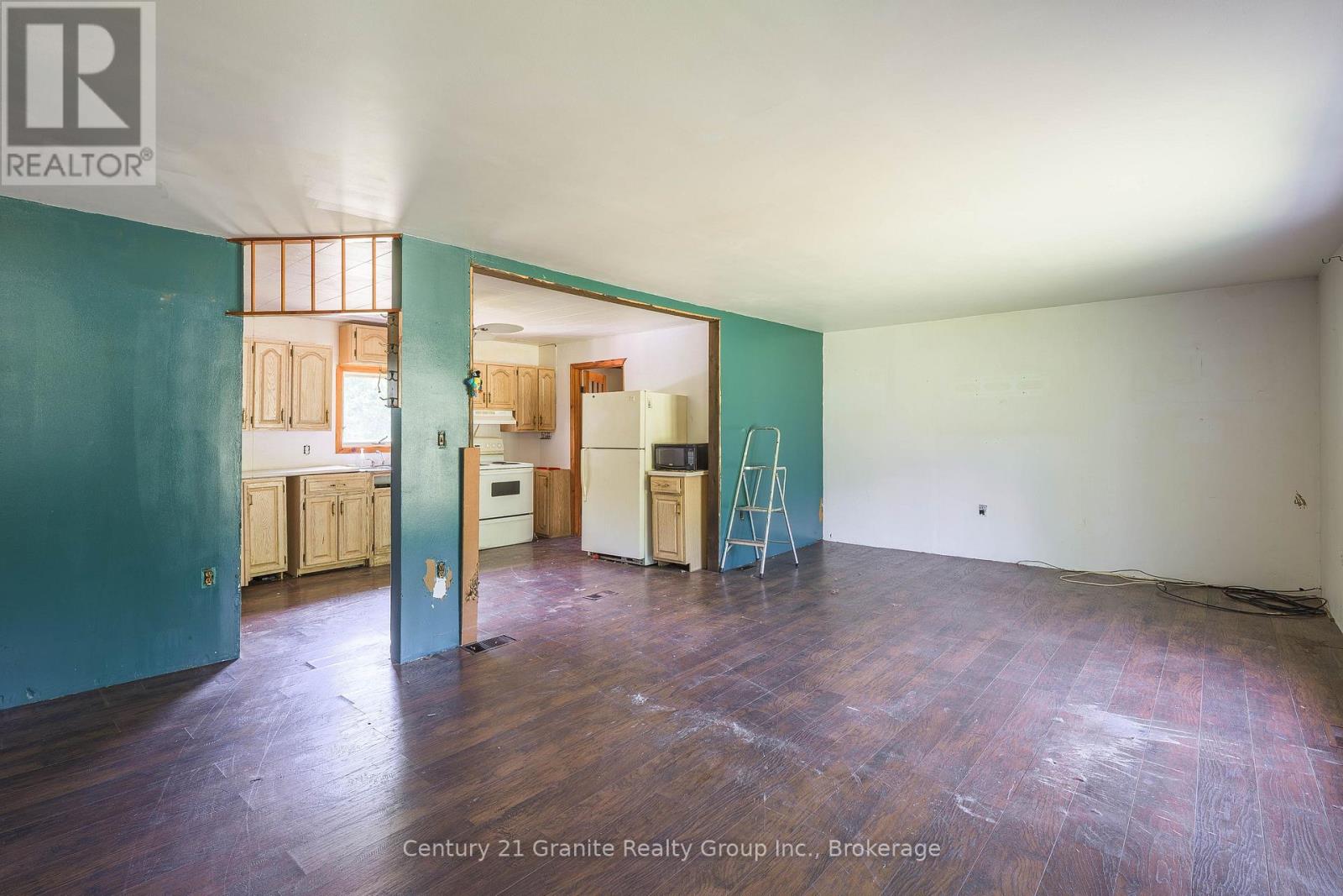 4750 COUNTY ROAD 121 - 11