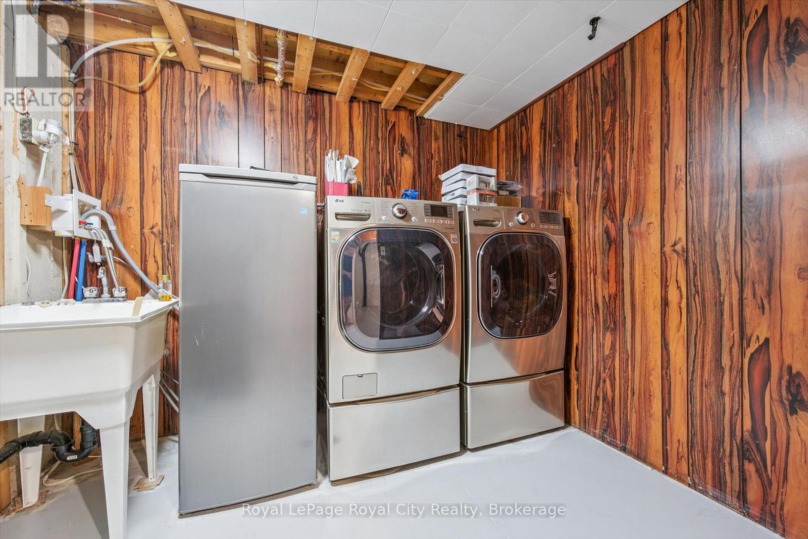 #30 383 EDINBURGH ROAD S - Image 34