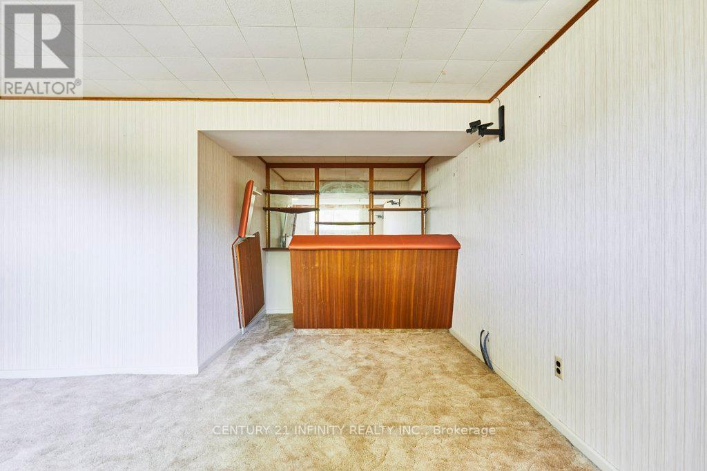 1 GOODLAND GATE - 23