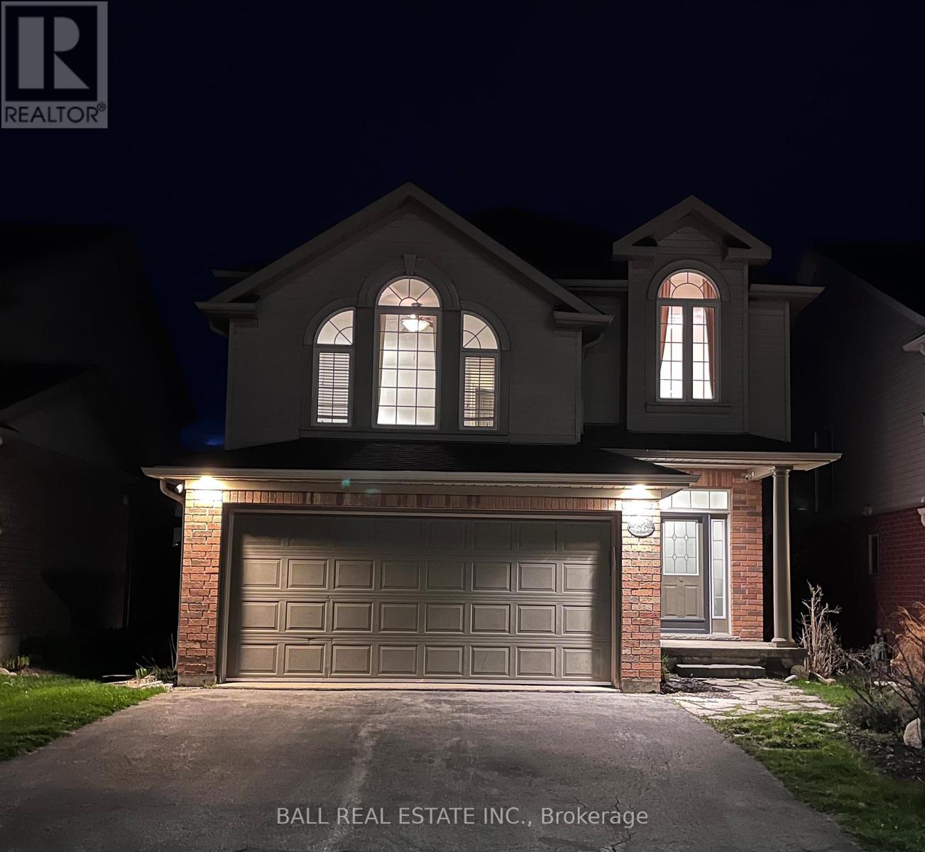 66 HIGHLANDS CRESCENT - 1