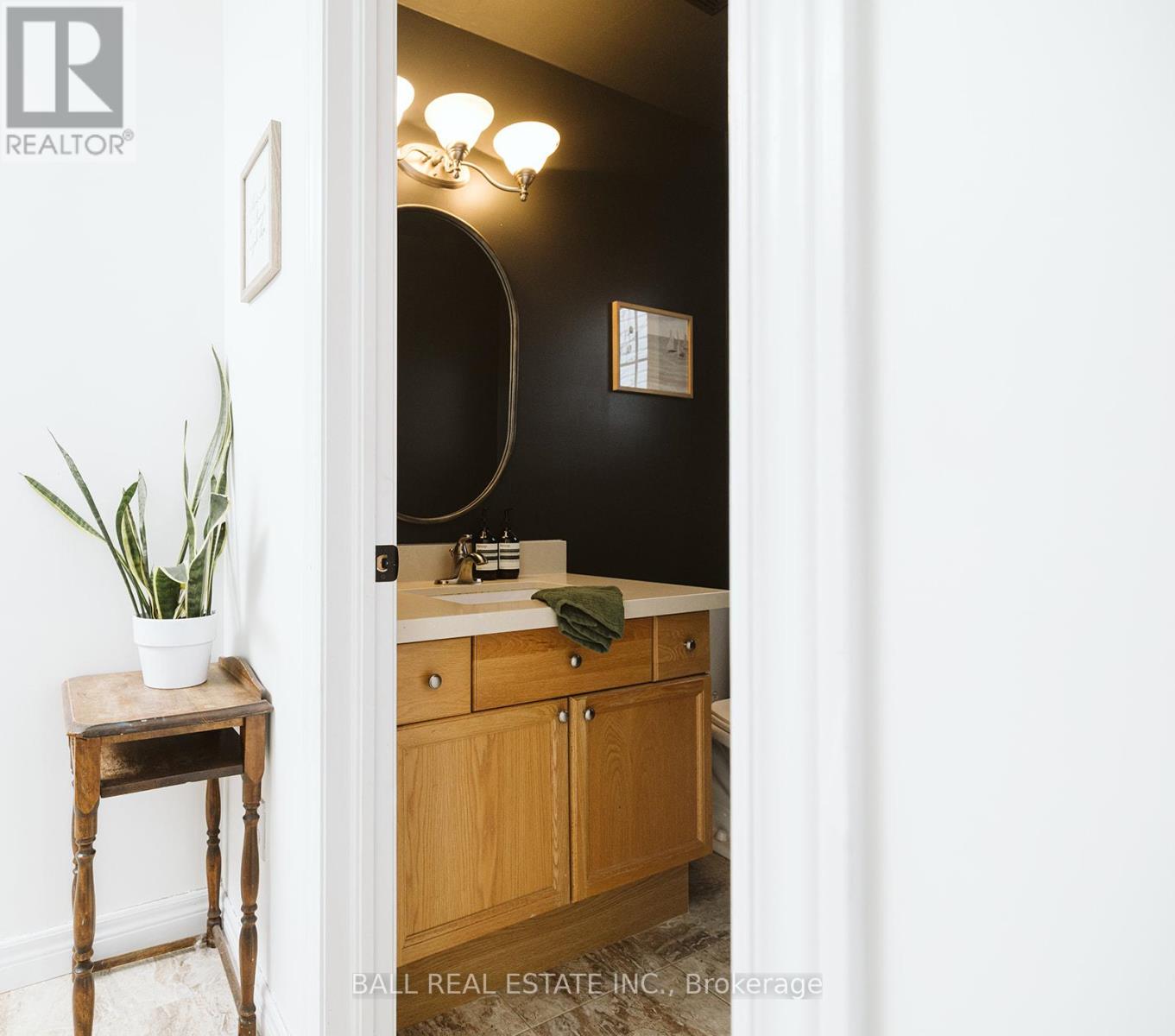 66 HIGHLANDS CRESCENT - 23