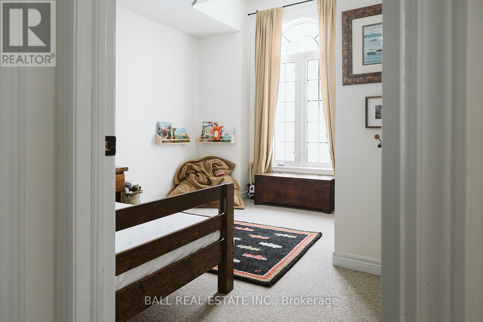 66 HIGHLANDS CRESCENT - 27
