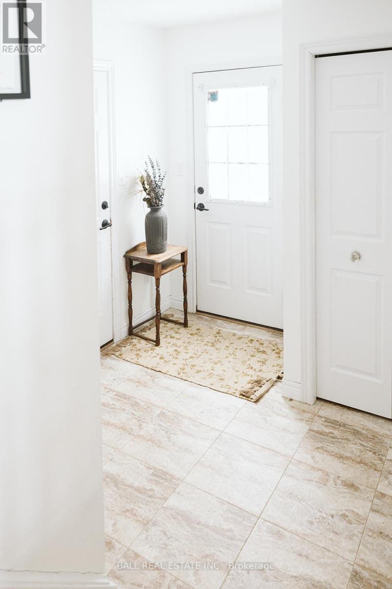66 HIGHLANDS CRESCENT - 4