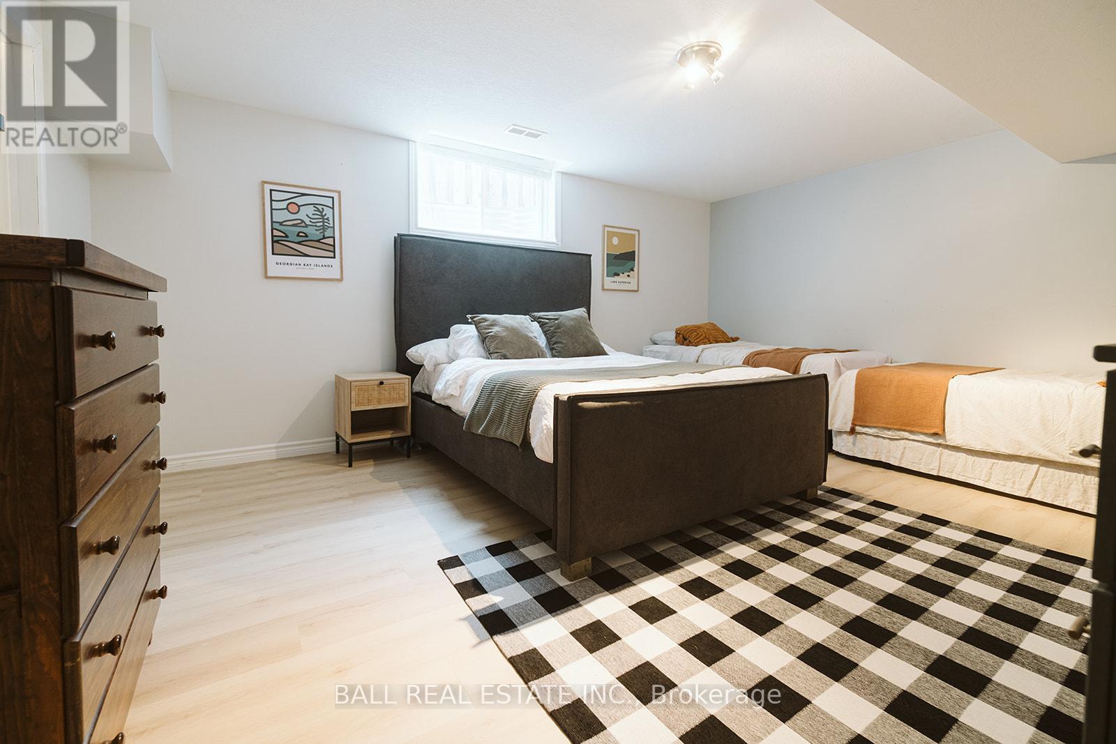 66 HIGHLANDS CRESCENT - 49