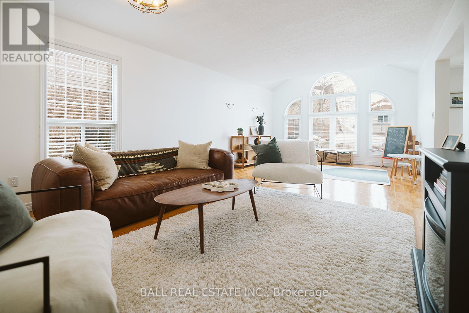 66 HIGHLANDS CRESCENT - 5