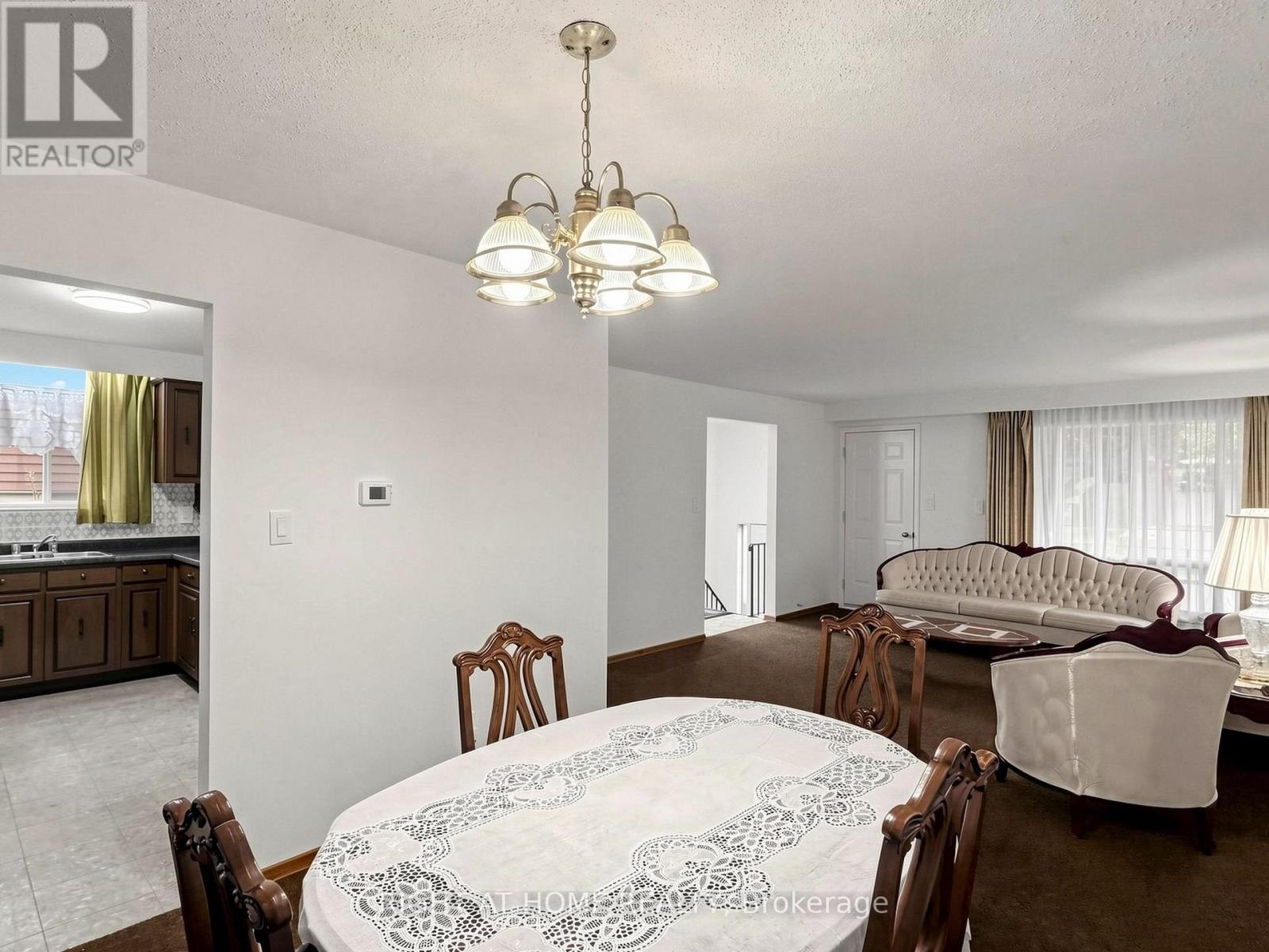 227 APACHE TRAIL - 12
