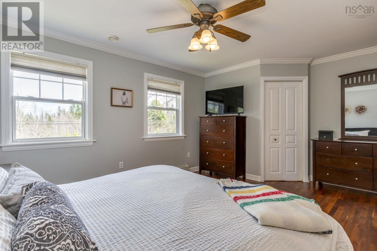 48 Gleneagles Drive - 24