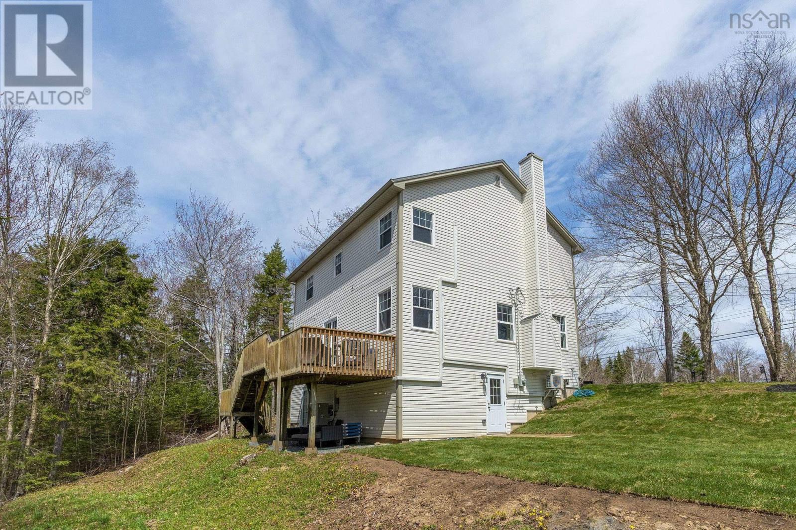 48 Gleneagles Drive - 48