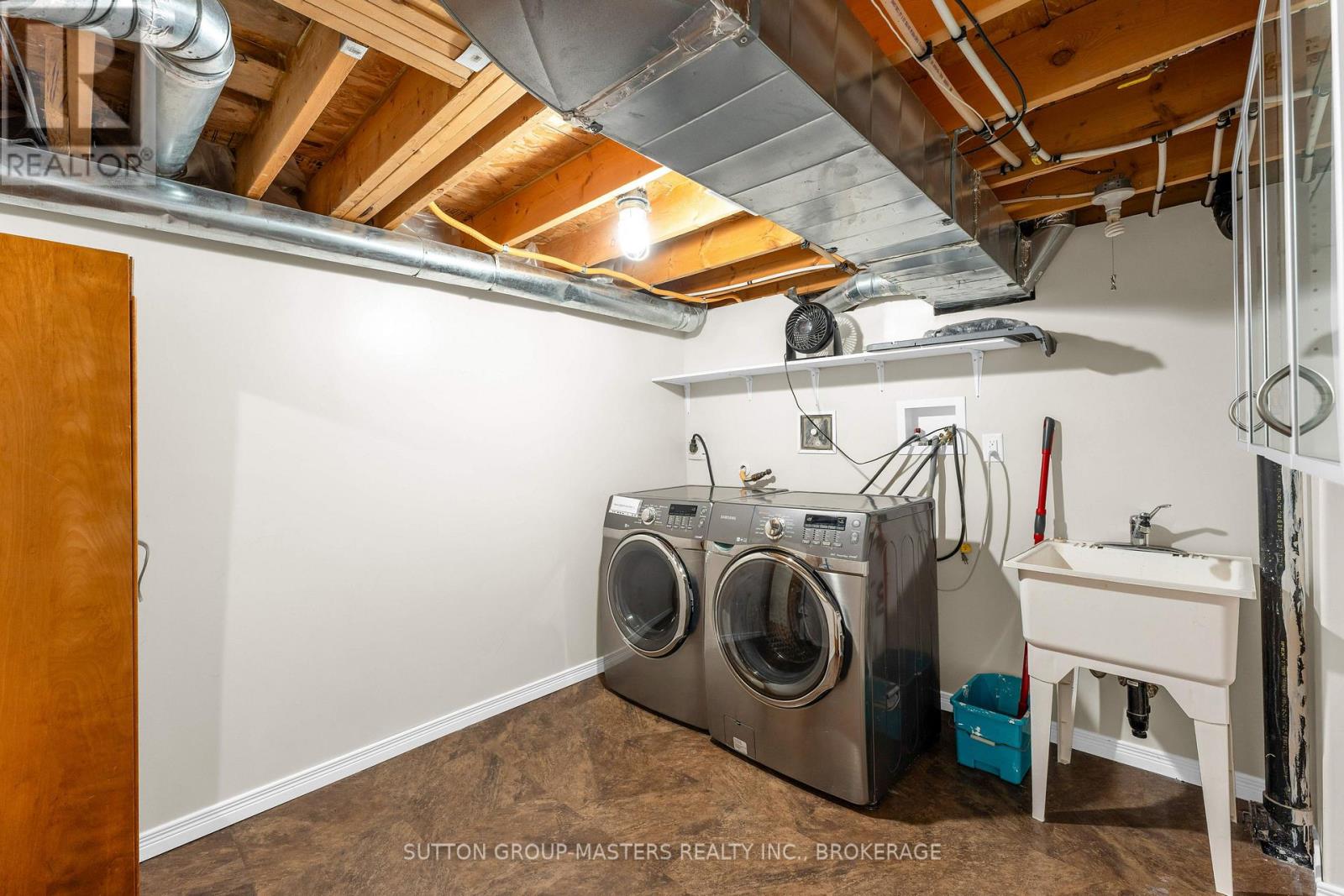 1896 BERRYWOOD CRESCENT - Image 41