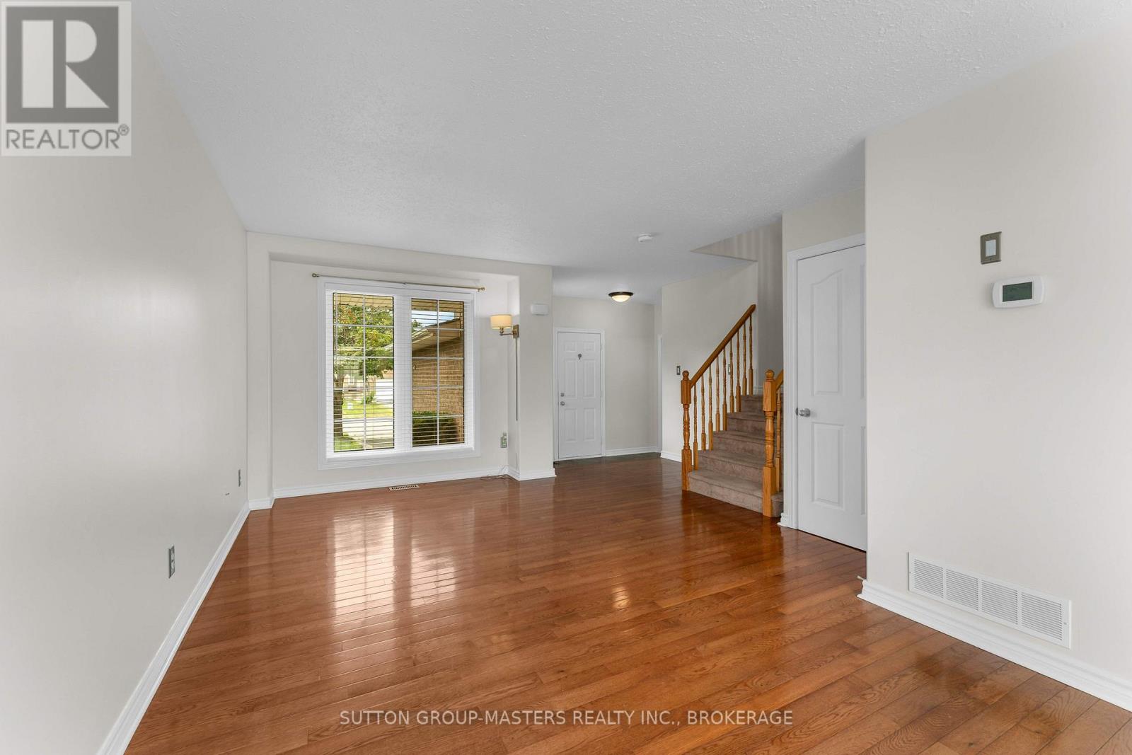 1896 BERRYWOOD CRESCENT - Image 9