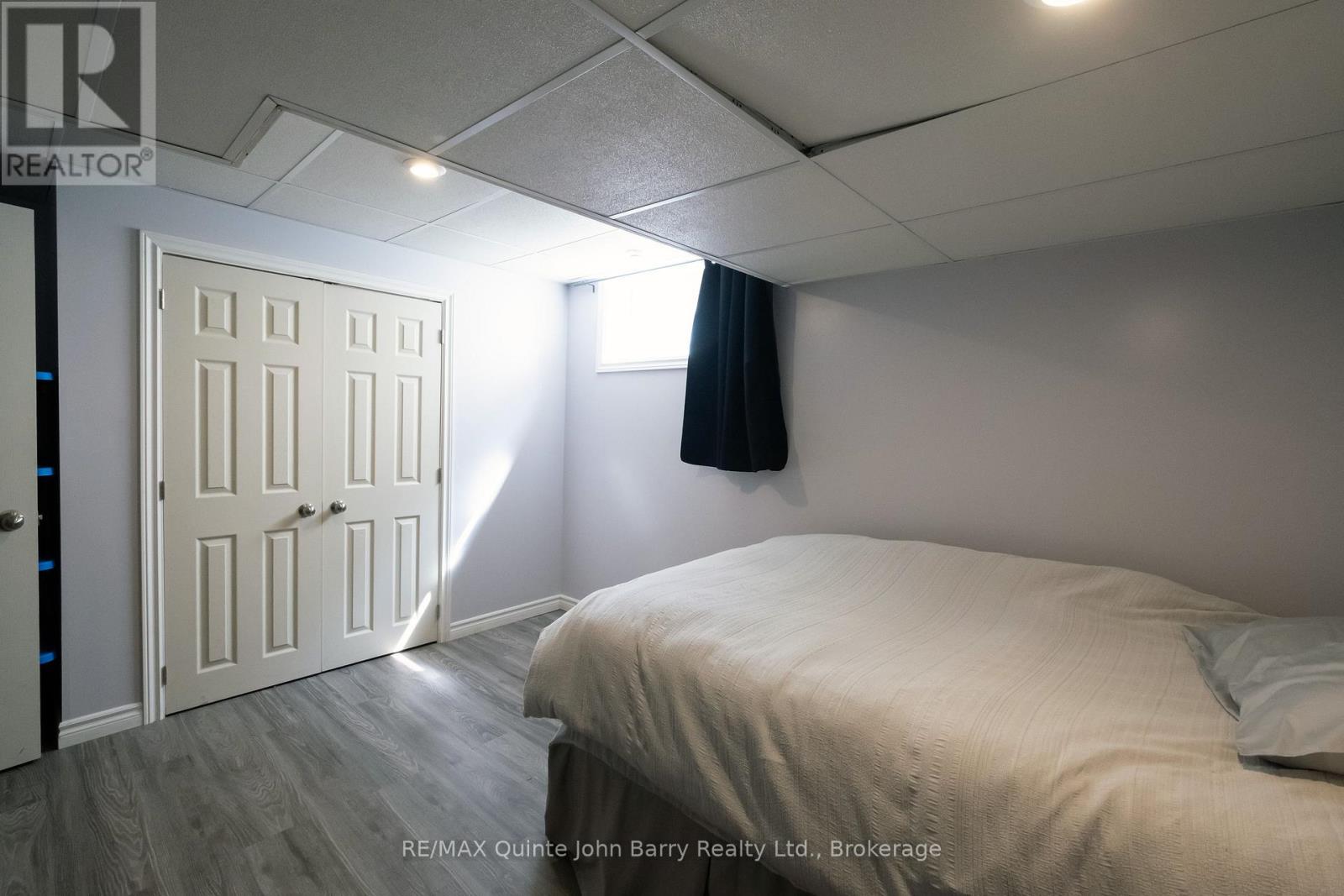 152 NICHOLAS STREET - 22