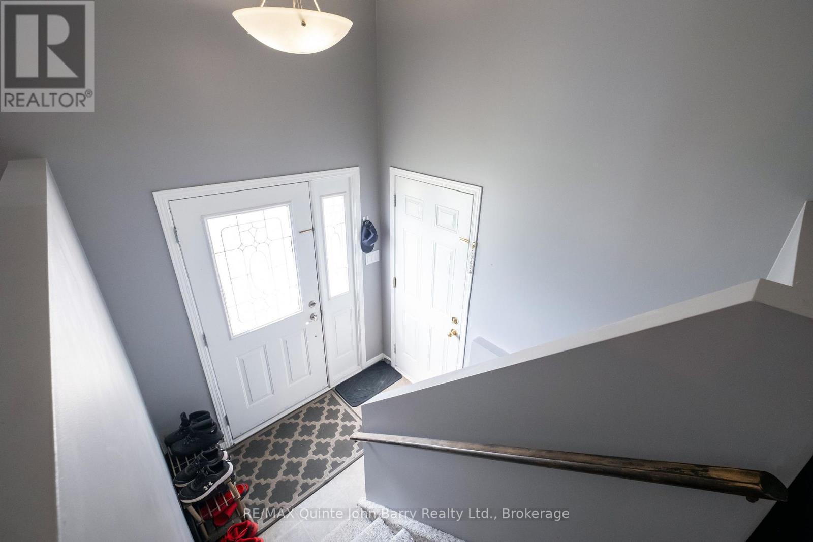 152 NICHOLAS STREET - 4